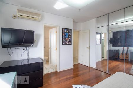 Apartamento à venda com 500m², 4 quartos e 6 vagasSemi - Suíte