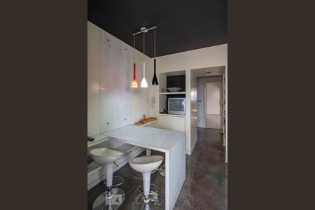 Apartamento à venda com 500m², 4 quartos e 6 vagasCozinha