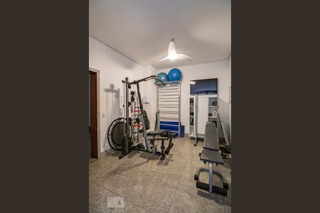 Apartamento à venda com 500m², 4 quartos e 6 vagasÁrea comum - Academia