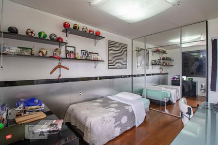 Apartamento à venda com 500m², 4 quartos e 6 vagasSemi - Suíte