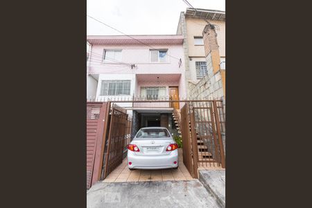 Casa à venda com 140m², 3 quartos e 4 vagasFachada