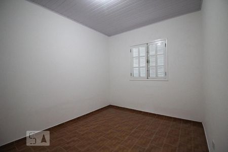 Casa para alugar com 4 quartos, 330m² em Vila Nivi, São Paulo