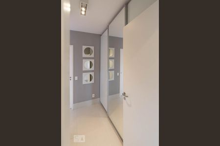 Apartamento à venda com 140m², 3 quartos e 2 vagas Apartamento à venda com 140m², 3 quartos e 2 vagasSuíte 3 Master