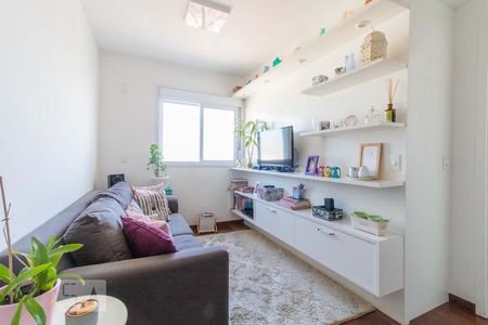 Sala de TV de apartamento para alugar com 1 quarto, 68m² em Sumaré, São Paulo