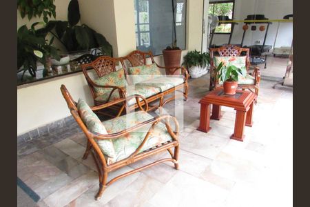 Apartamento à venda com 160m², 4 quartos e 2 vagasÁrea comum