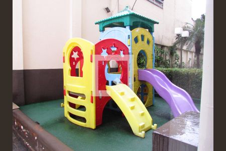 Apartamento à venda com 160m², 4 quartos e 2 vagasÁrea comum - Playground