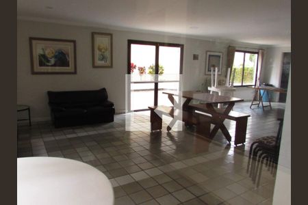 Apartamento à venda com 160m², 4 quartos e 2 vagasÁrea comum - Salão de festas