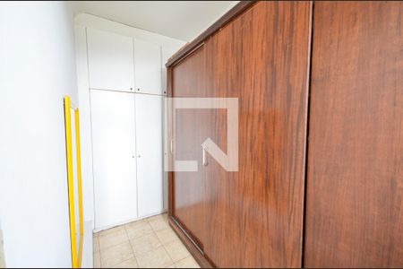 Apartamento à venda com 142m², 3 quartos e 1 vaga Apartamento à venda com 142m², 3 quartos e 1 vagaCloset da Suíte