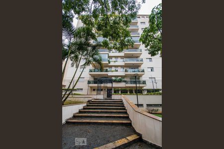 Apartamento à venda com 320m², 3 quartos e 3 vagasFachada