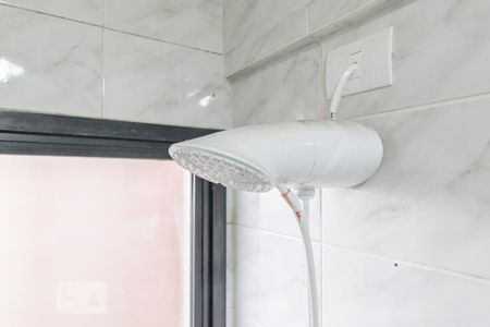 Chuveiro de apartamento para alugar com 2 quartos, 73m² em Jardim Bela Vista, Santo André