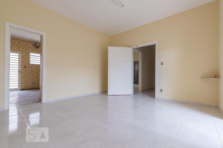Casa à venda com 400m², 3 quartos e 5 vagas Casa à venda com 400m², 3 quartos e 5 vagasSala de jantar