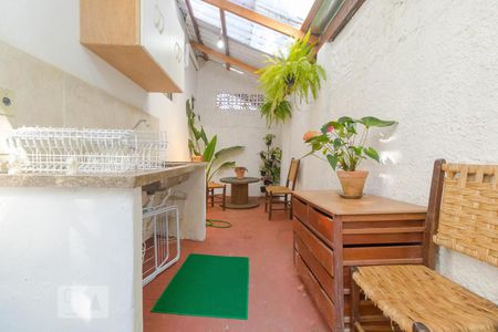 Studio para alugar com 60m², 1 quarto e 5 vagas Studio para alugar com 60m², 1 quarto e 5 vagasvaranda