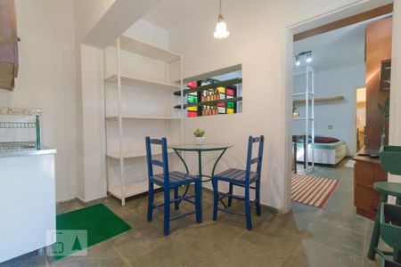 Studio para alugar com 60m², 1 quarto e 5 vagas Studio para alugar com 60m², 1 quarto e 5 vagasCozinha