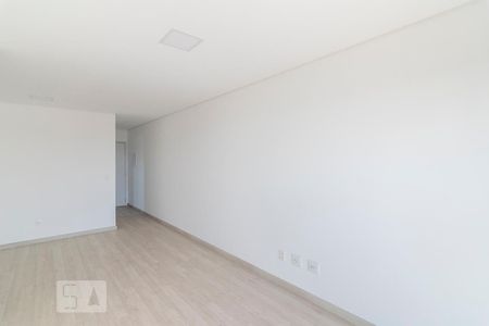 Sala de apartamento para alugar com 3 quartos, 78m² em Vila Alzira, Santo André