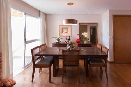 Sala de apartamento para alugar com 2 quartos, 115m² em Perdizes, São Paulo