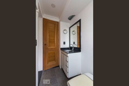 Banheiro Social de apartamento para alugar com 1 quarto, 40m² em Mirandópolis, São Paulo