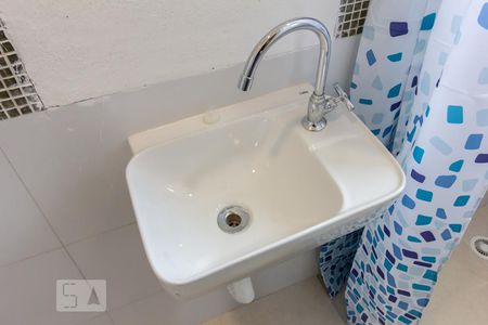 Banheiro Pia de kitnet/studio para alugar com 1 quarto, 25m² em Perdizes, São Paulo