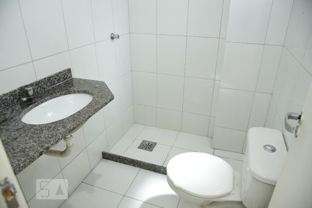 Apartamento à venda com 67m², 2 quartos e 1 vagaBanheiro Social