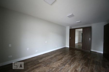 Casa à venda com 500m², 5 quartos e 4 vagasSuíte 1 