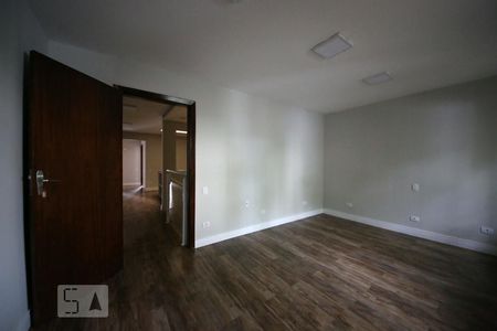 Casa à venda com 500m², 5 quartos e 4 vagasQuarto 4