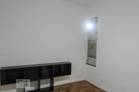 Quarto 1 de apartamento para alugar com 3 quartos, 90m² em Leblon, Rio de Janeiro