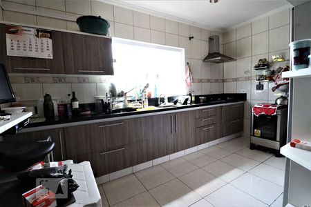 Casa à venda com 182m², 5 quartos e 5 vagasCozinha
