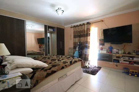 Casa à venda com 182m², 5 quartos e 5 vagasQuarto 3