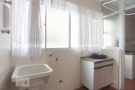 Apartamento à venda com 103m², 3 quartos e 1 vaga Apartamento à venda com 103m², 3 quartos e 1 vagaLavanderia