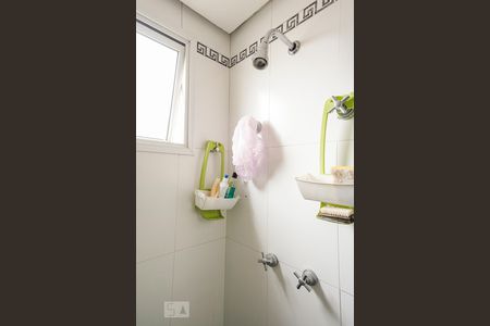 Apartamento à venda com 147m², 3 quartos e 3 vagasDetalhe banheiro suíte 01