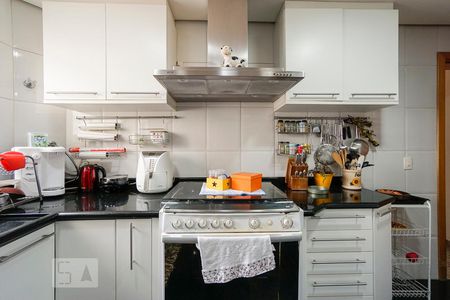 Apartamento à venda com 147m², 3 quartos e 3 vagasDetalhe cozinha