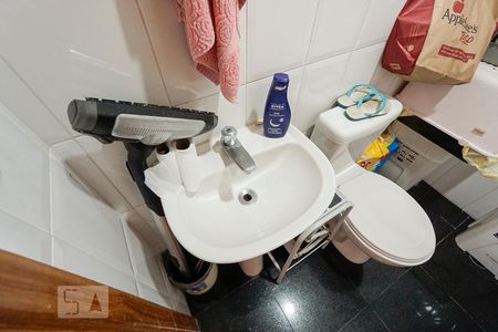 Apartamento à venda com 147m², 3 quartos e 3 vagasDetalhe banheiro de serviço