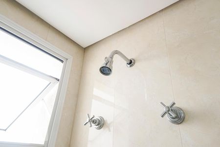 Apartamento à venda com 147m², 3 quartos e 3 vagasDetalhe banheiro suíte 03