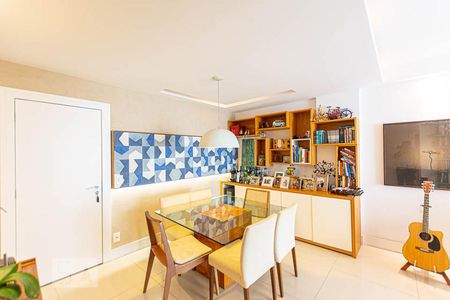 Sala de apartamento para alugar com 2 quartos, 120m² em São Francisco, Niterói