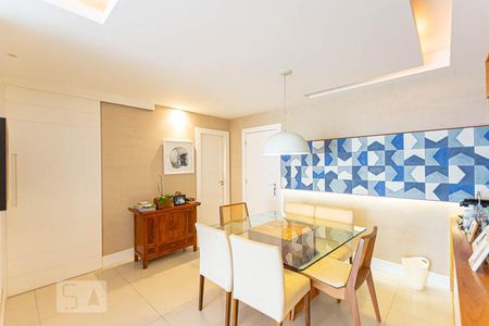 Sala de apartamento para alugar com 2 quartos, 120m² em São Francisco, Niterói