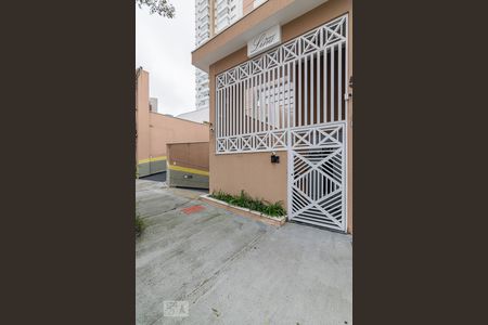 Apartamento à venda com 70m², 2 quartos e 2 vagas Apartamento à venda com 70m², 2 quartos e 2 vagasFachada