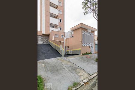Apartamento à venda com 70m², 2 quartos e 2 vagas Apartamento à venda com 70m², 2 quartos e 2 vagasFachada