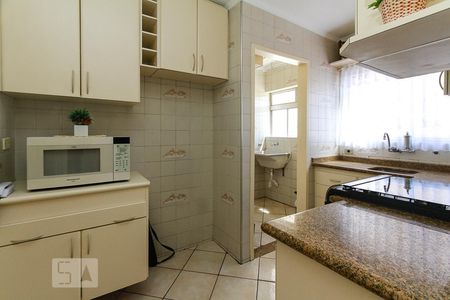 Apartamento à venda com 49m², 2 quartos e 1 vaga Apartamento à venda com 49m², 2 quartos e 1 vagaCozinha