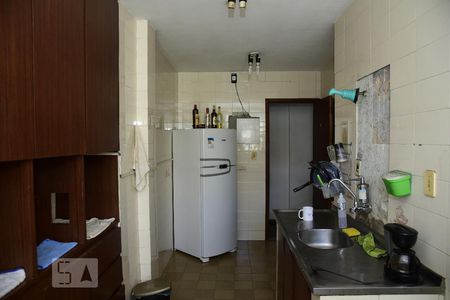 Apartamento à venda com 78m², 2 quartos e 1 vagaCozinha
