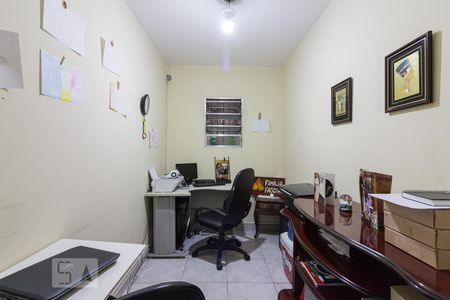 Casa à venda com 255m², 4 quartos e 3 vagasEscritório