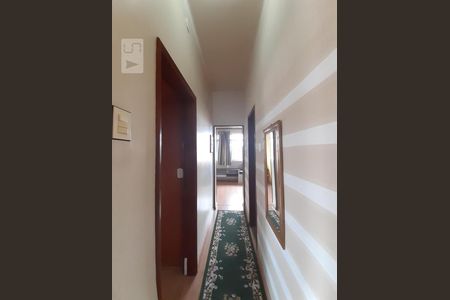 Corredor de apartamento para alugar com 3 quartos, 70m² em Higienópolis, Rio de Janeiro