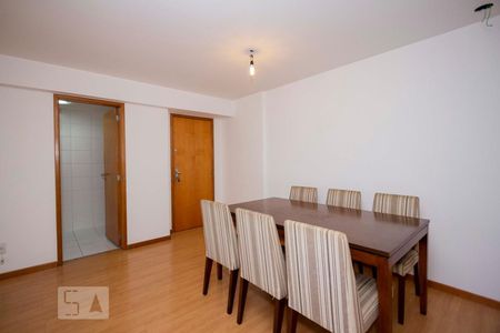 Sala de apartamento para alugar com 3 quartos, 113m² em Botafogo, Rio de Janeiro