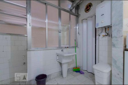 Apartamento à venda com 105m², 3 quartos e 1 vagaÁrea de Serviço