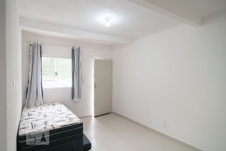 Sala de casa para alugar com 1 quarto, 37m² em Jardim Aeroporto, São Paulo