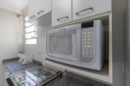 Apartamento à venda com 70m², 3 quartos e 2 vagas Apartamento à venda com 70m², 3 quartos e 2 vagasCozinha