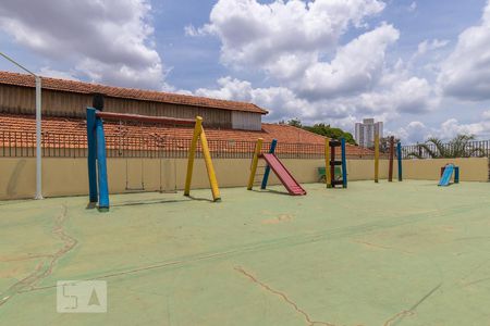 Apartamento à venda com 70m², 3 quartos e 2 vagas Apartamento à venda com 70m², 3 quartos e 2 vagasÁrea Comum - Playground