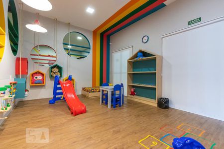 Apartamento à venda com 70m², 3 quartos e 2 vagas Apartamento à venda com 70m², 3 quartos e 2 vagasÁrea comum - Brinquedoteca