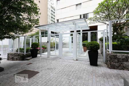 Apartamento à venda com 122m², 3 quartos e 1 vagaFachada