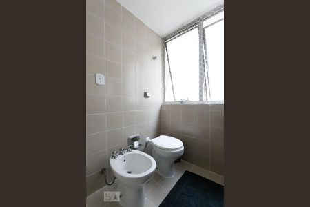 Apartamento à venda com 122m², 3 quartos e 1 vagaBanheiro da Suíte