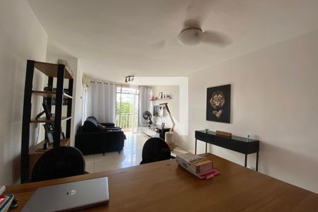 Sala de apartamento para alugar com 2 quartos, 72m² em Freguesia (jacarepaguá), Rio de Janeiro