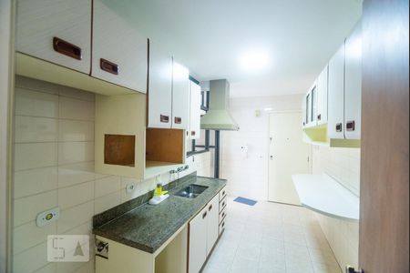 Apartamento para alugar com 93m², 3 quartos e 2 vagasCozinha